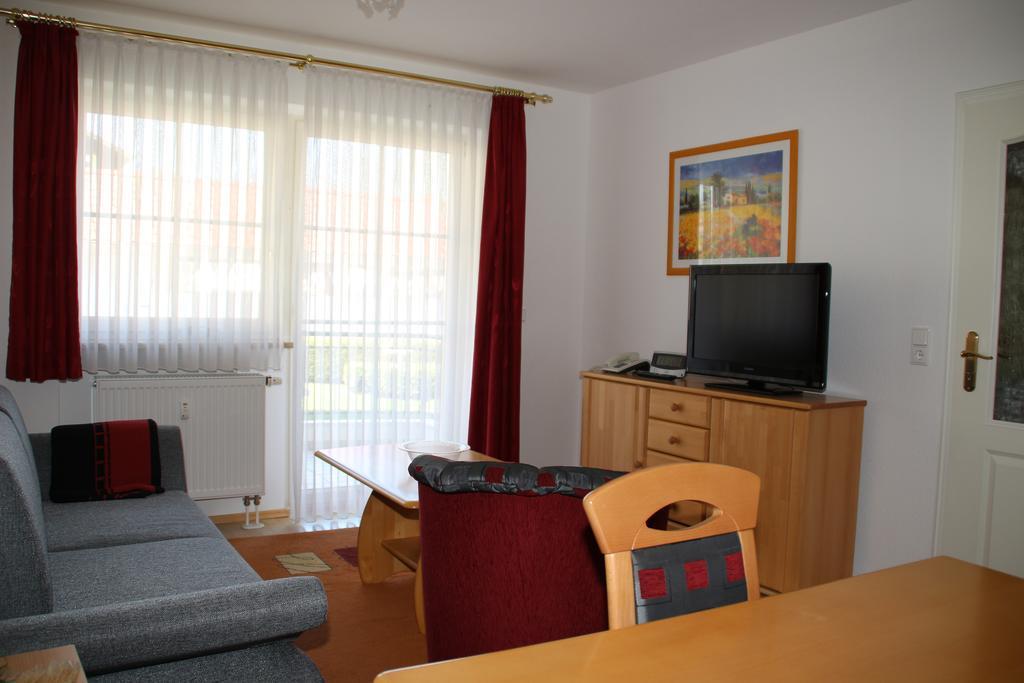 2 Zimmer Kursuite Bad Fuessing Екстериор снимка